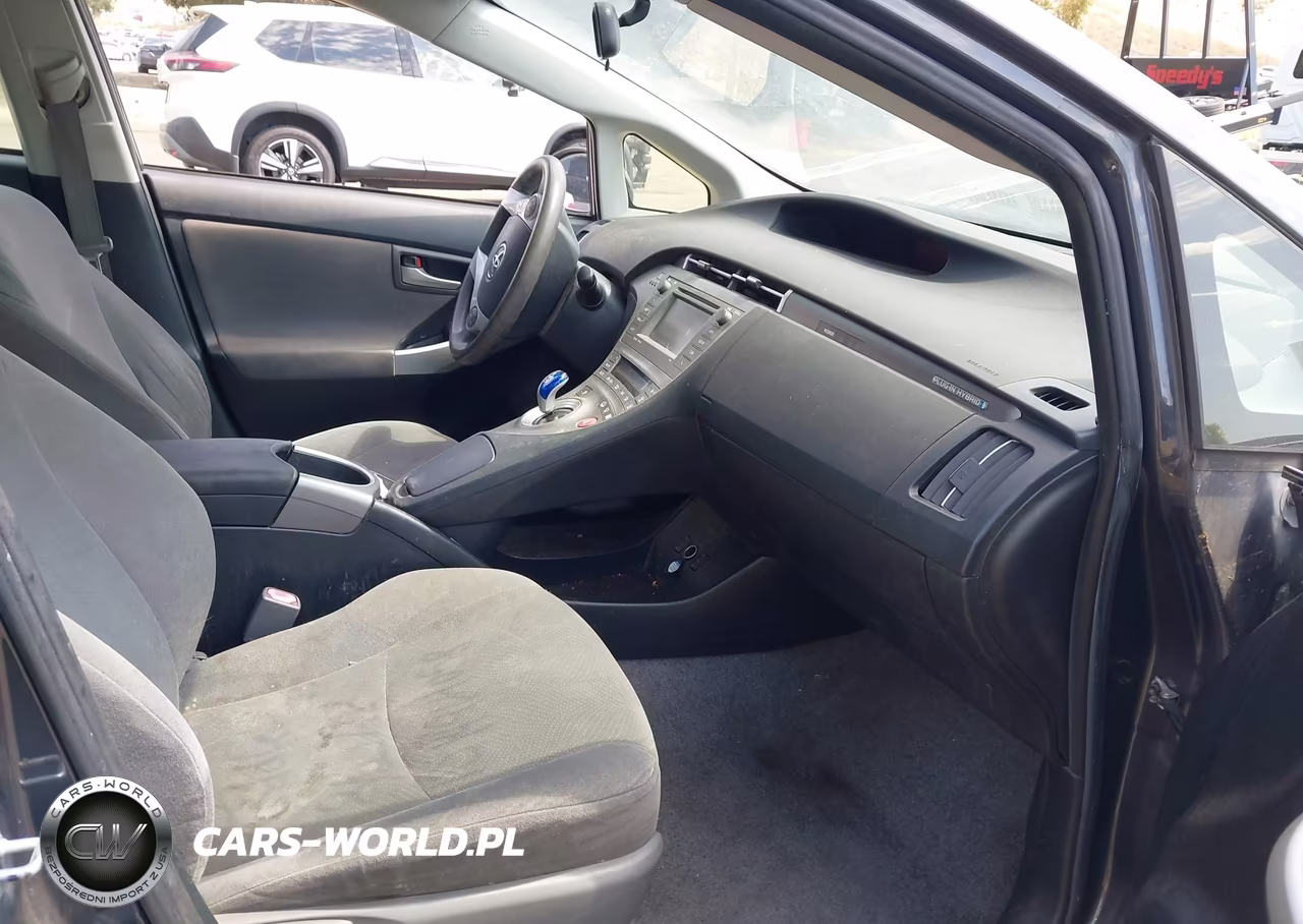 2014 Toyota Prius Plug-In VIN:JTDKN3DP9E3058293 - 5