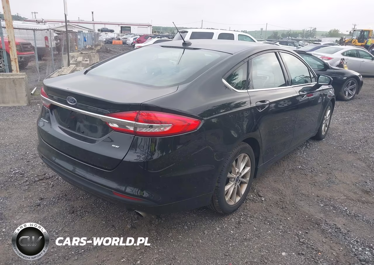 2017 Ford Fusion Se VIN:3FA6P0H75HR282340 - 4