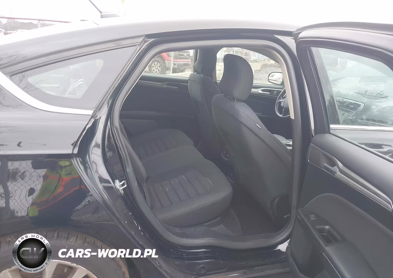 2017 Ford Fusion Se VIN:3FA6P0H75HR282340 - 8
