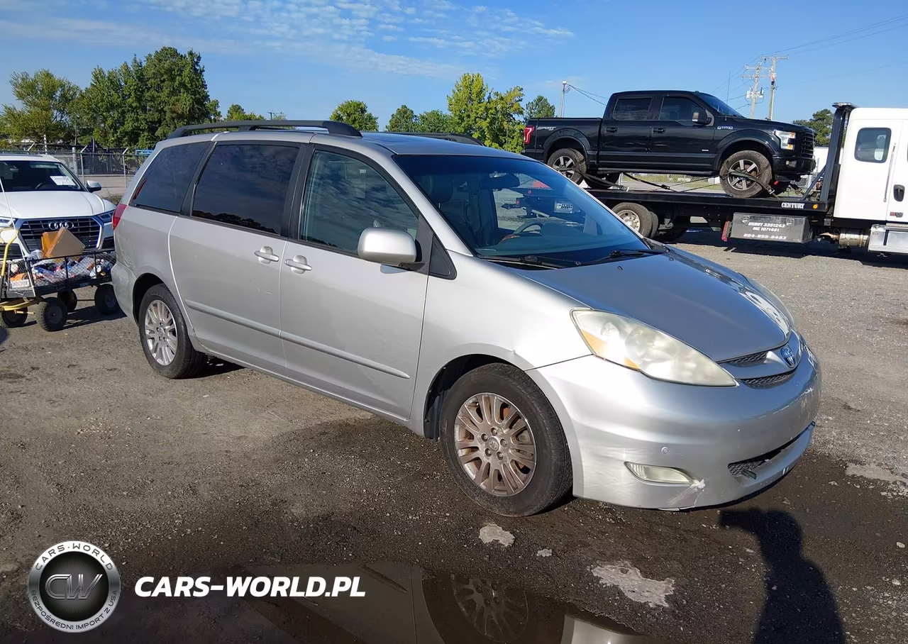 2010 Toyota Sienna Xle