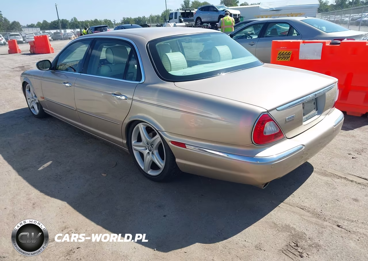 2005 Jaguar Xj Vanden Plas VIN:SAJWA82C15SG43292 - 3