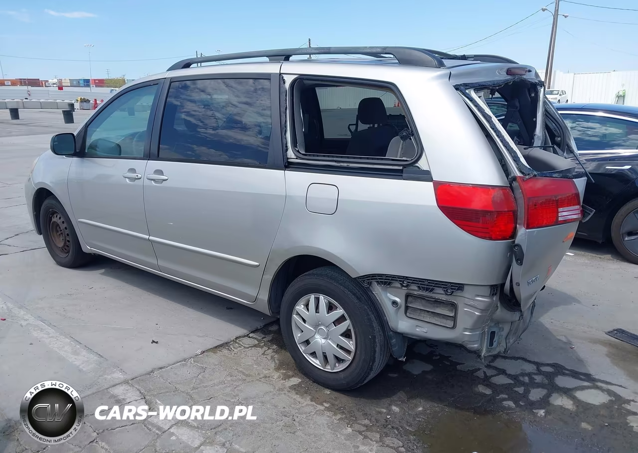 2005 Toyota Sienna Le VIN:5TDZA23C05S303628 - 3