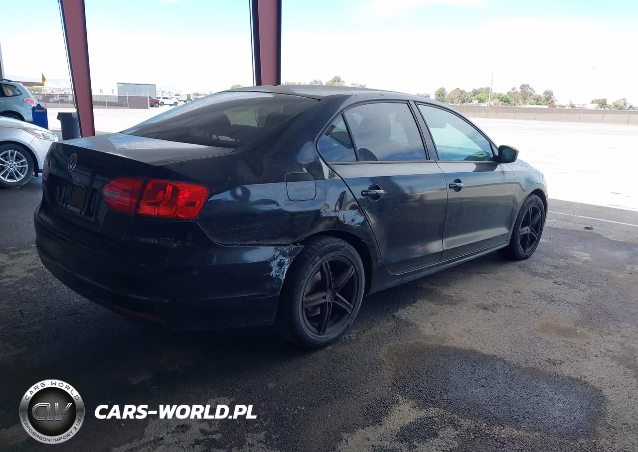 2012 Volkswagen Jetta 2.0L S VIN:3VW2K7AJ6CM337371 - 4