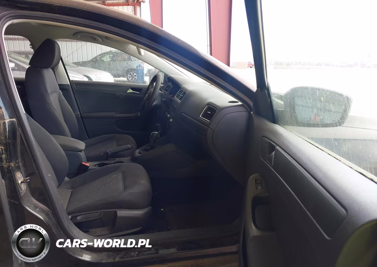 2012 Volkswagen Jetta 2.0L S VIN:3VW2K7AJ6CM337371 - 5