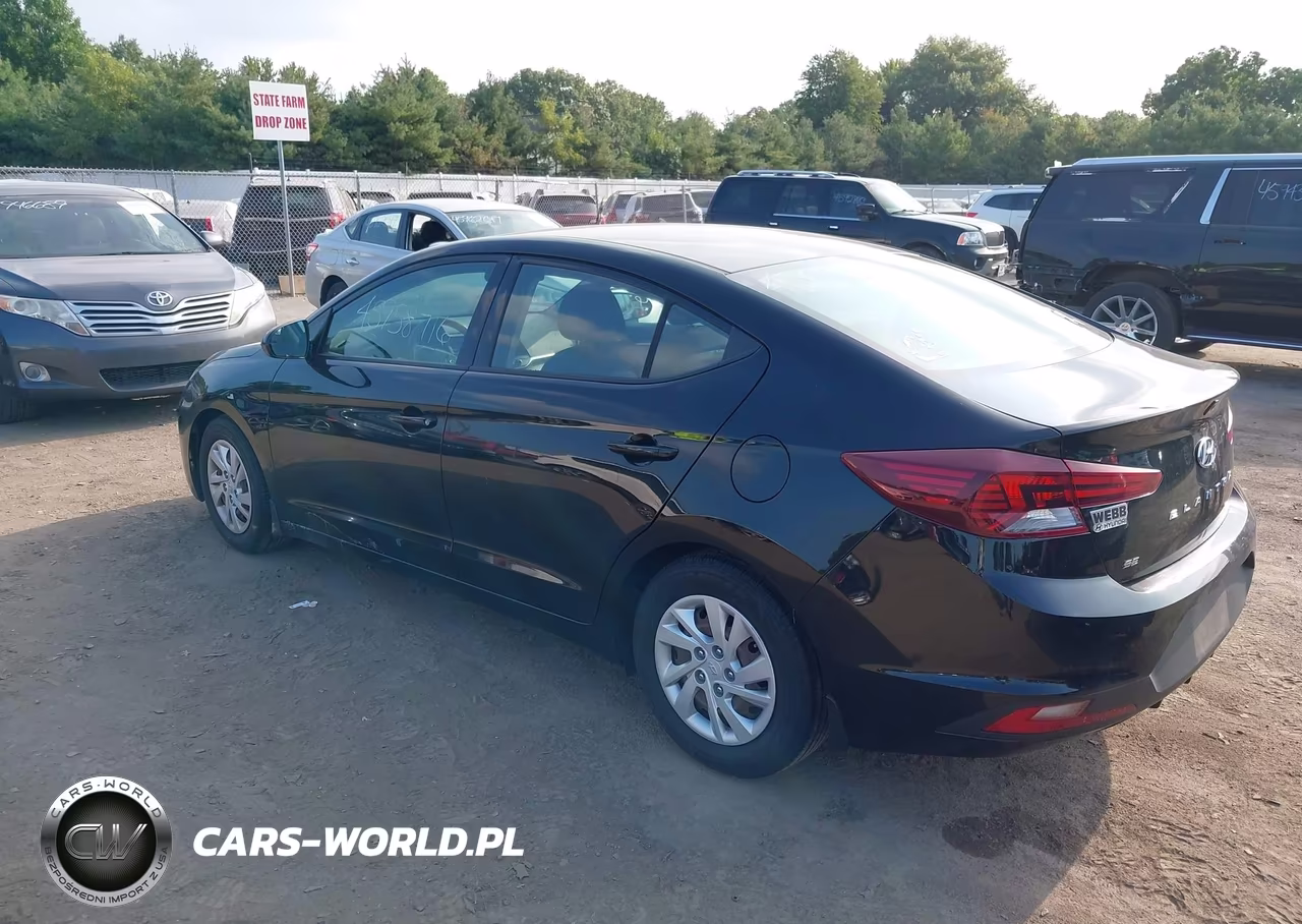 2019 Hyundai Elantra Se VIN:5NPD74LF5KH445134 - 3