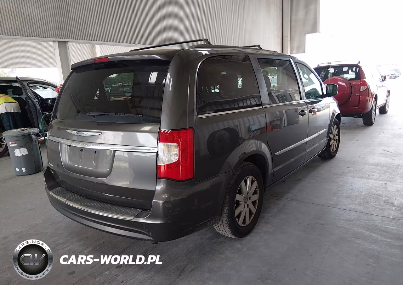 2016 Chrysler Town & Country Touring VIN:2C4RC1BG6GR156252 - 4
