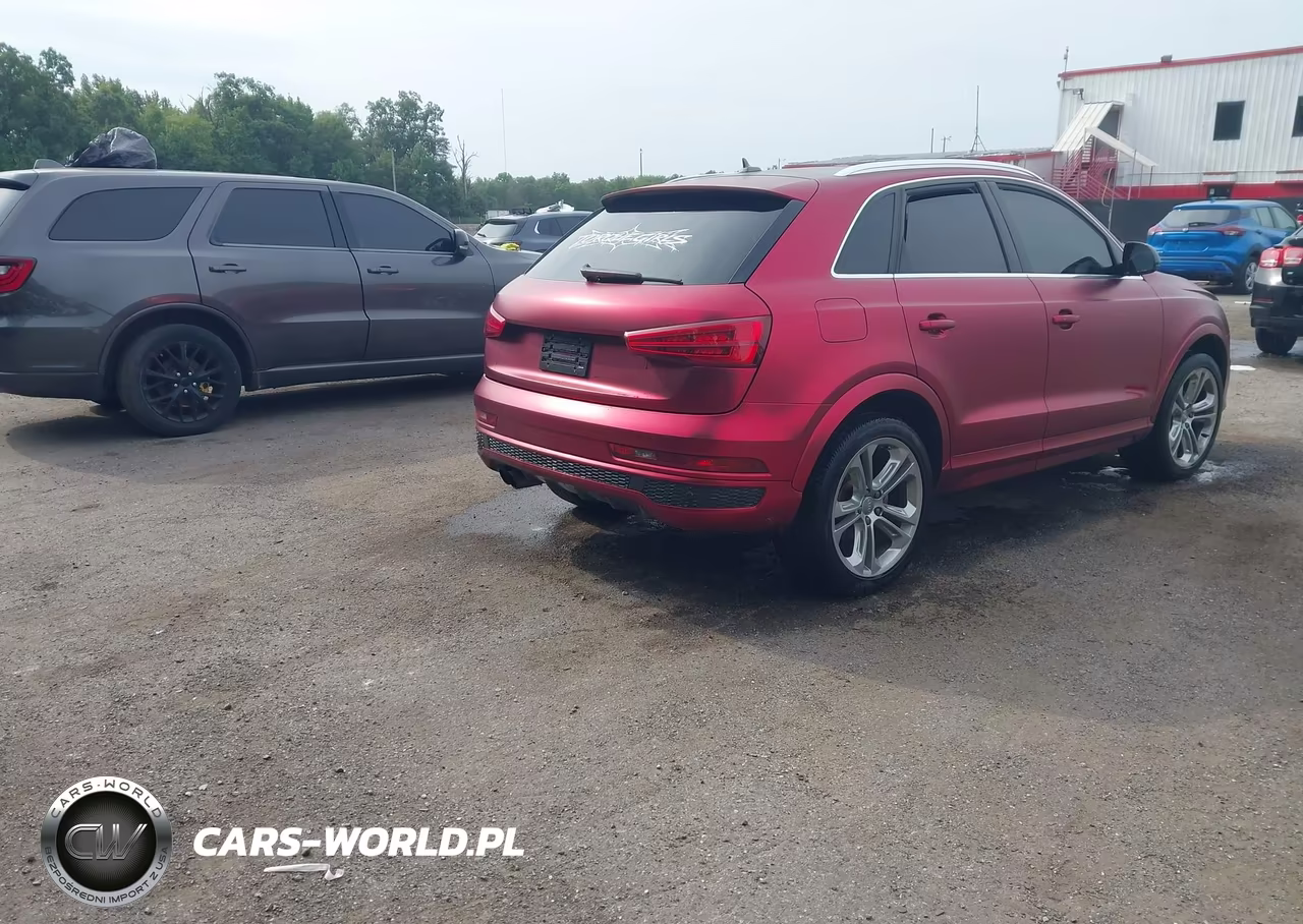 2016 Audi Q3 2.0T Premium Plus VIN:WA1GFCFS7GR002108 - 4