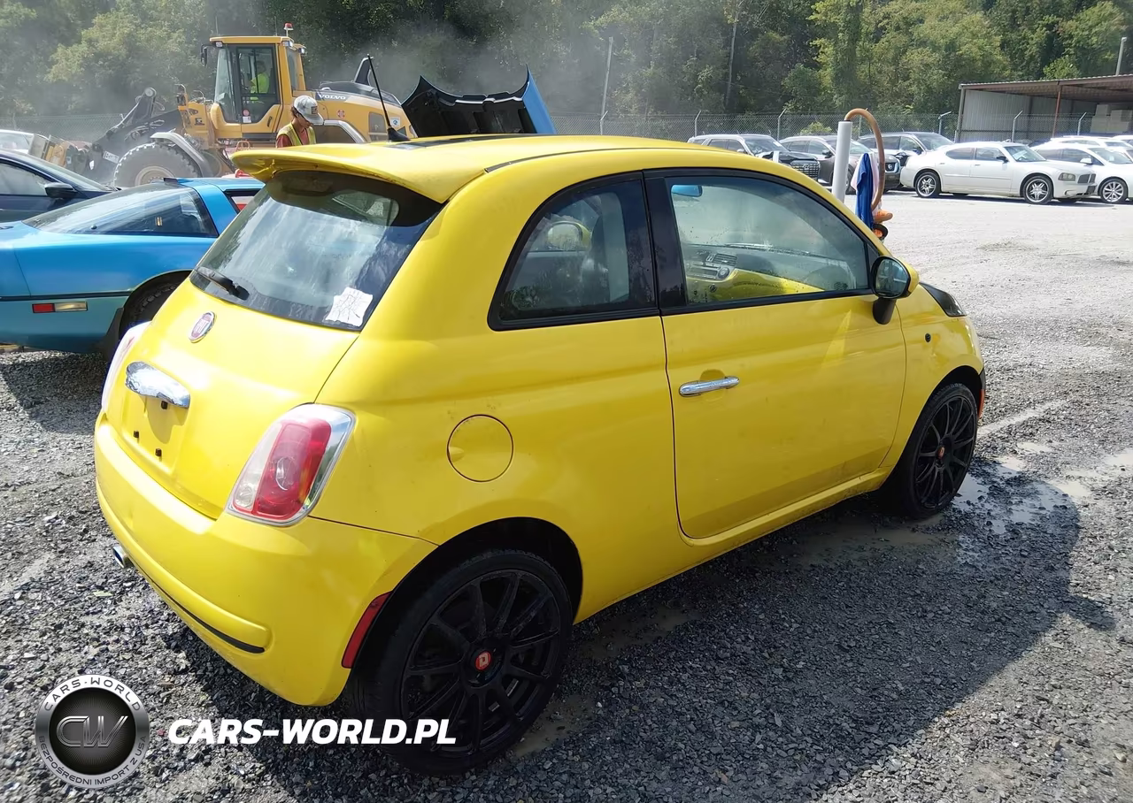 2015 Fiat 500 Pop VIN:3C3CFFAR8FT560604 - 4