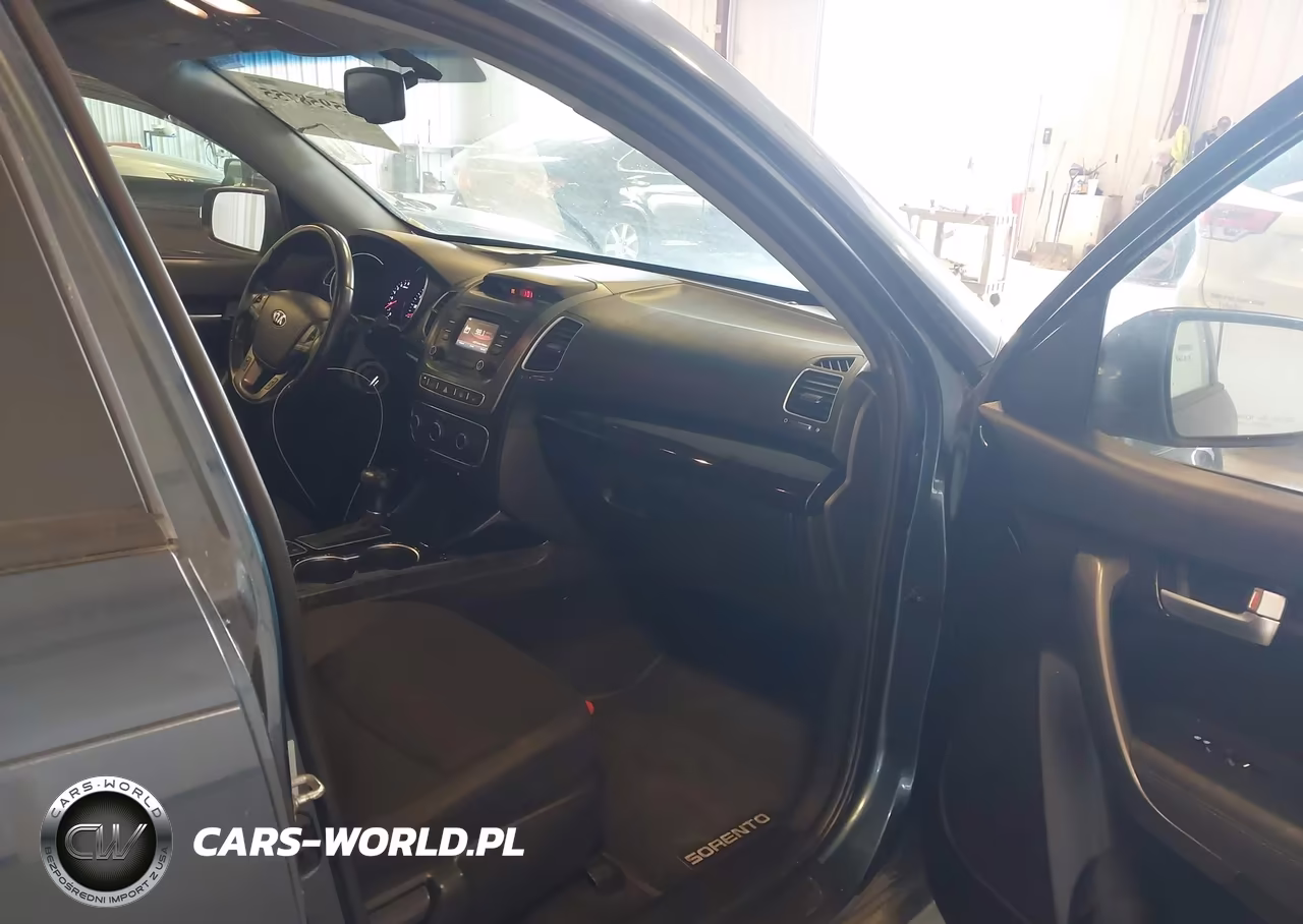 2014 Kia Sorento Lx VIN:5XYKT4A69EG461094 - 5