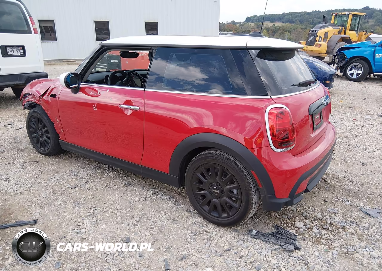 2024 Mini Hardtop Cooper VIN:WMW33DH04R2U45677 - 3