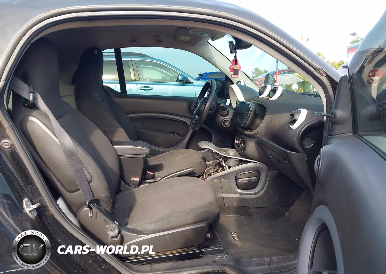 2016 Smart Fortwo Passion-Prime-Proxy-Pure VIN:WMEFJ5DA4GK074528 - 5