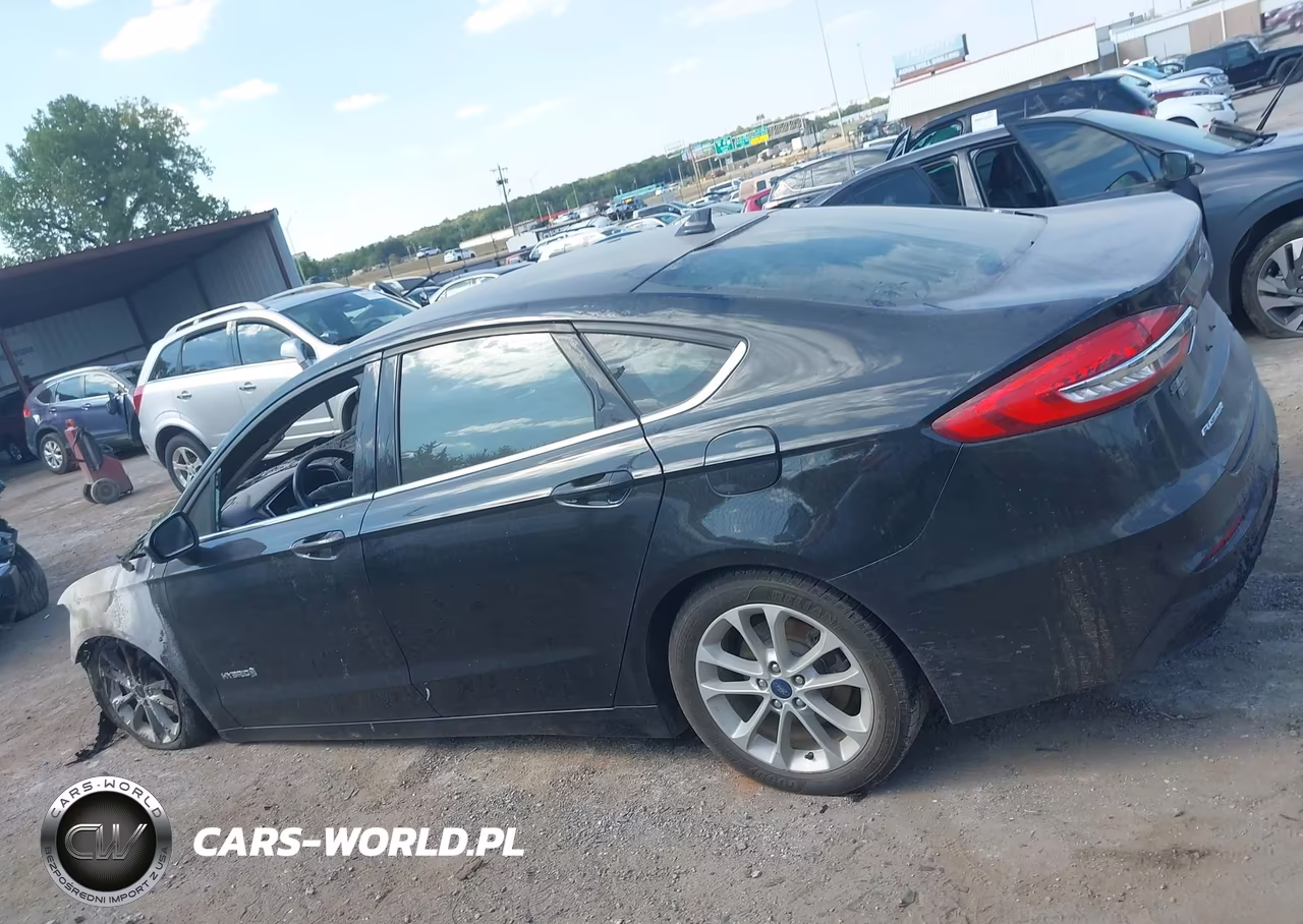 2019 Ford Fusion Hybrid Se VIN:3FA6P0LU6KR182283 - 13