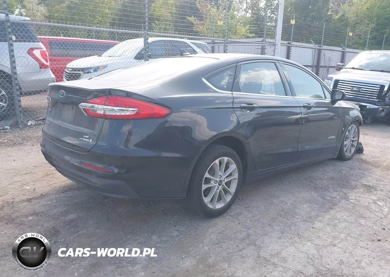 2019 Ford Fusion Hybrid Se VIN:3FA6P0LU6KR182283 - 4