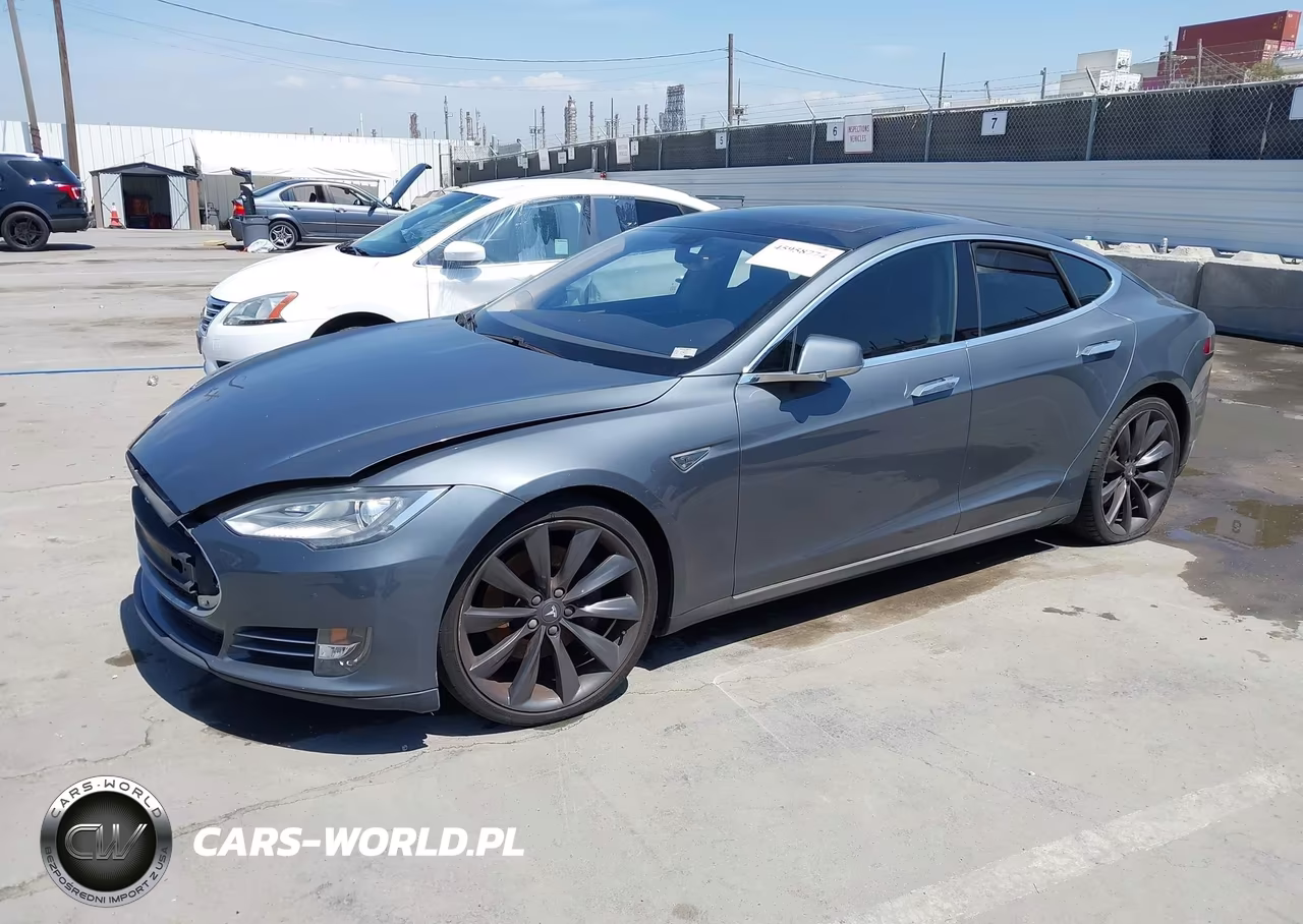 2013 Tesla Model S Performance VIN:5YJSA1DP3DFP13582 - 2