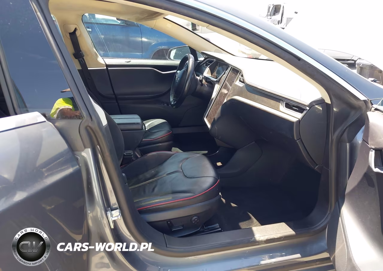 2013 Tesla Model S Performance VIN:5YJSA1DP3DFP13582 - 5