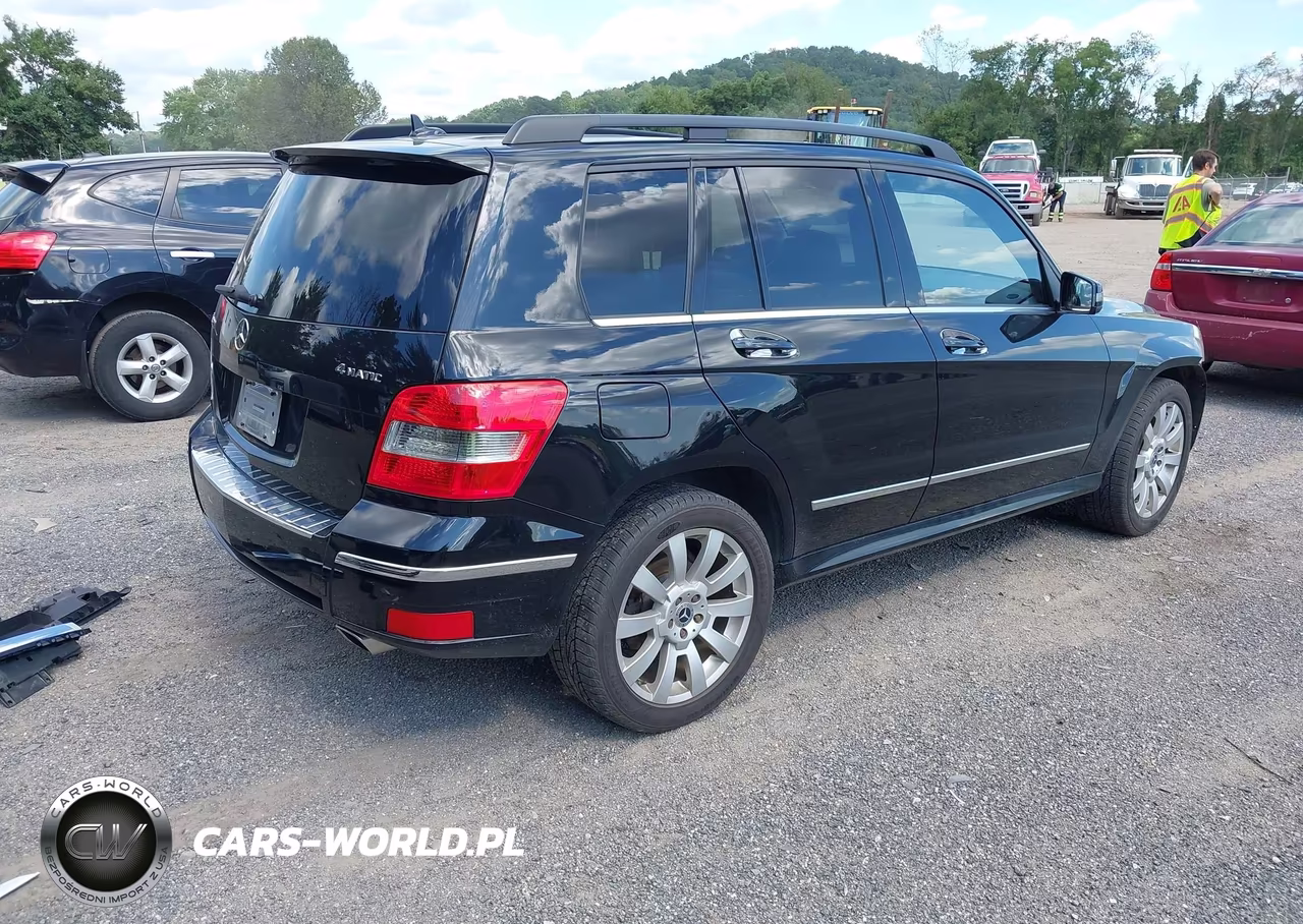 2011 Mercedes-Benz Glk 350 4Matic VIN:WDCGG8HB4BF561617 - 4