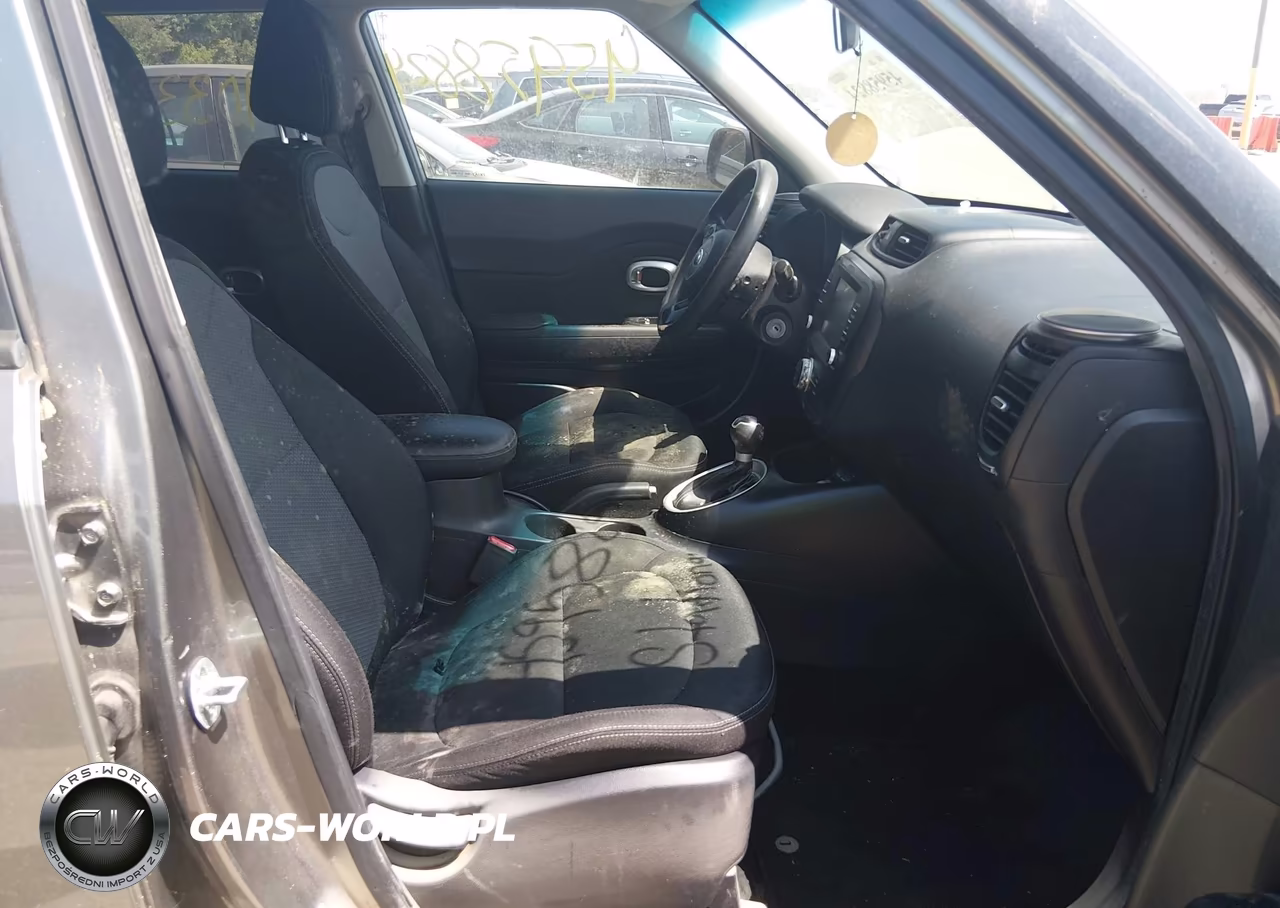2018 Kia Soul + VIN:KNDJP3A5XJ7527063 - 5