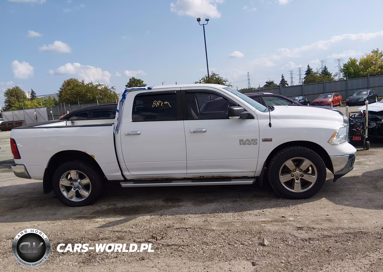 2016 Ram 1500 Big Horn VIN:3C6RR7LT8GG207406 - 13