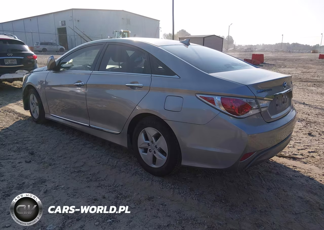 2012 Hyundai Sonata Hybrid VIN:KMHEC4A41CA020449 - 3