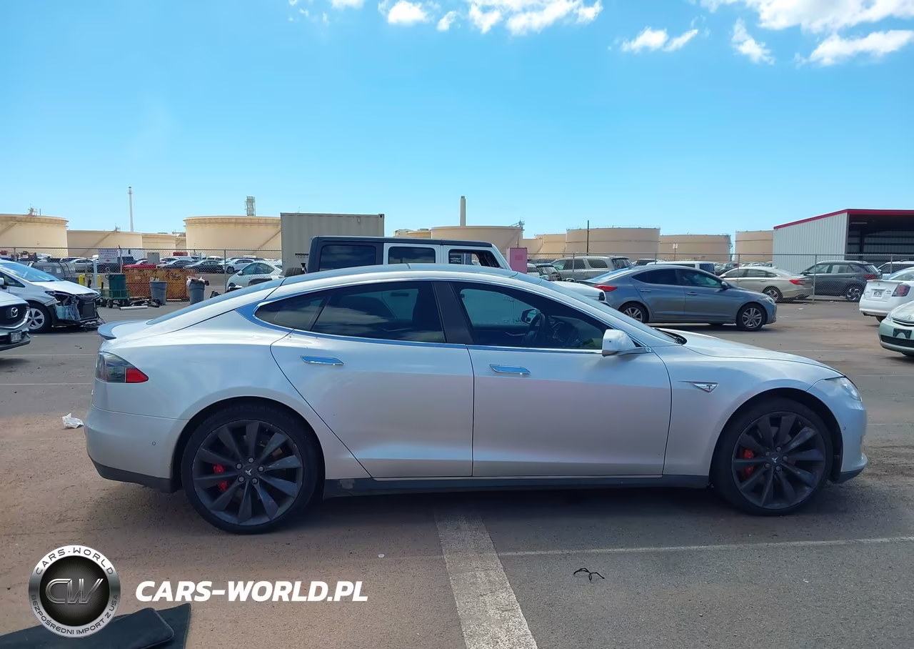 2015 Tesla Model S 70D-85D-P85D VIN:5YJSA1H27FFP79649 - 13
