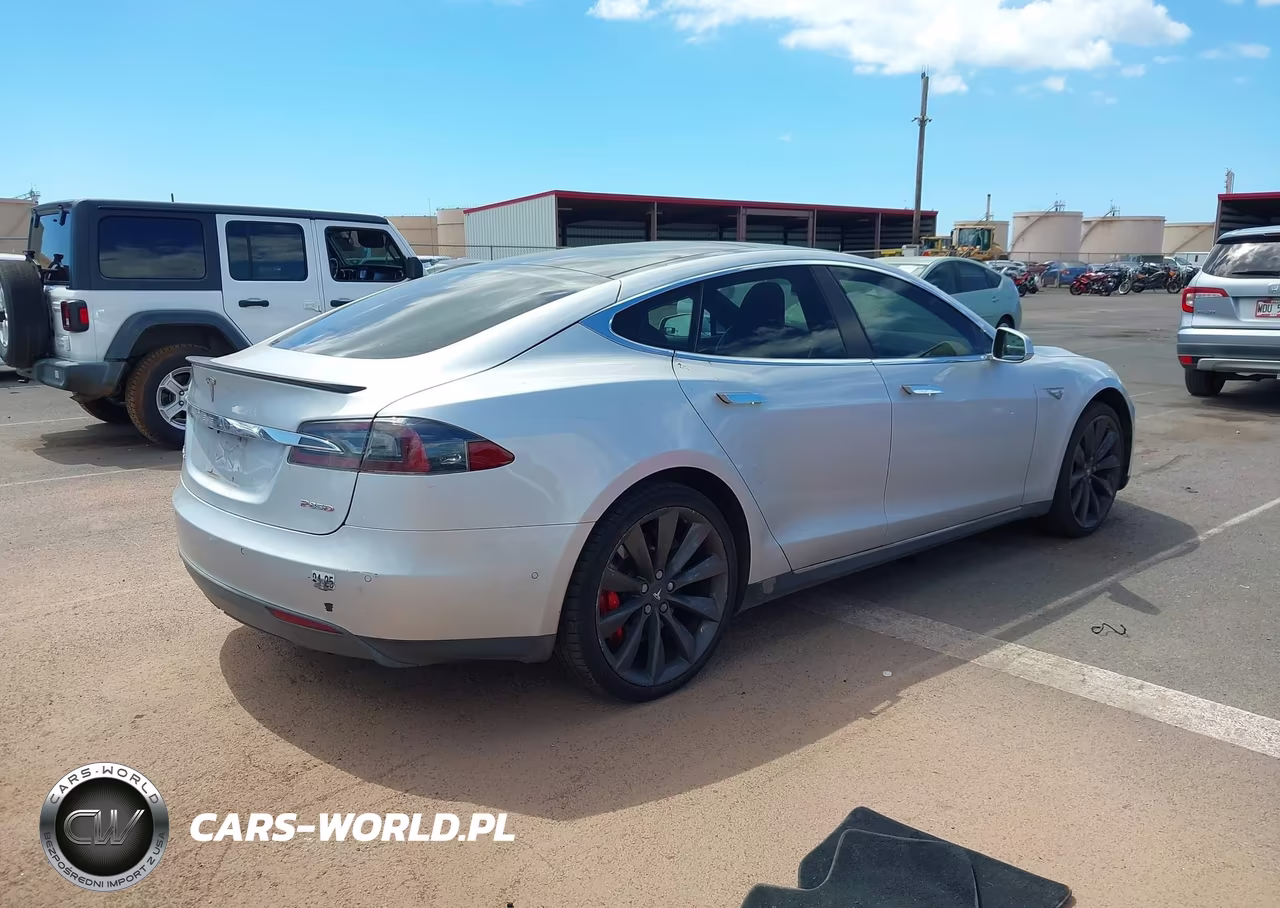 2015 Tesla Model S 70D-85D-P85D VIN:5YJSA1H27FFP79649 - 4