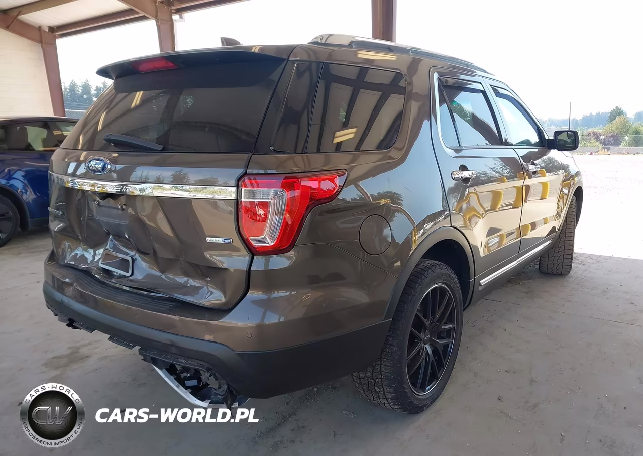 2016 Ford Explorer Limited VIN:1FM5K8F82GGA73167 - 4