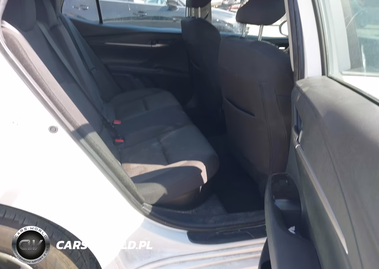 2025 Toyota Camry Le VIN:4T1DAACK9SU596945 - 8