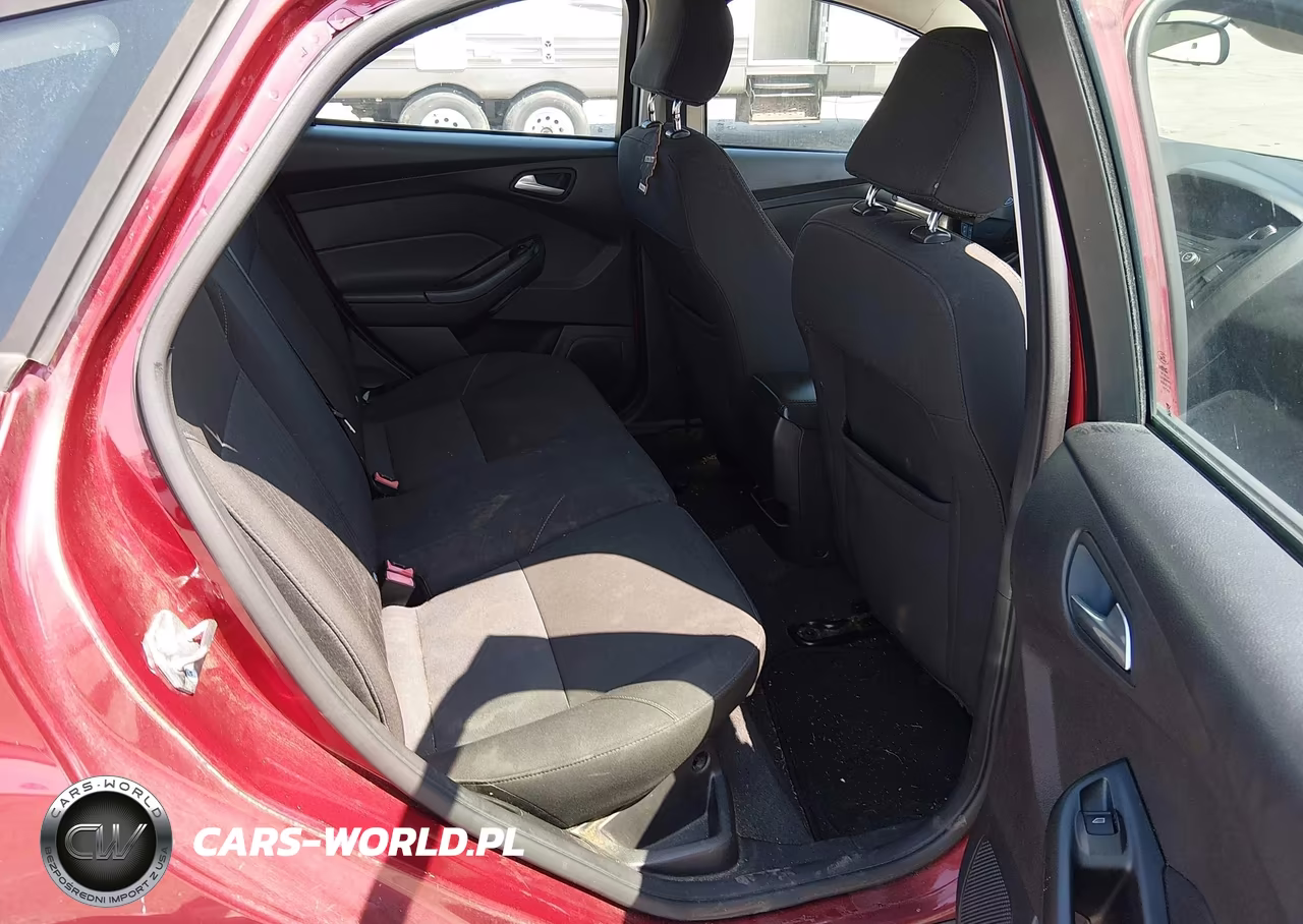 2015 Ford Focus Se VIN:1FADP3K24FL209137 - 8