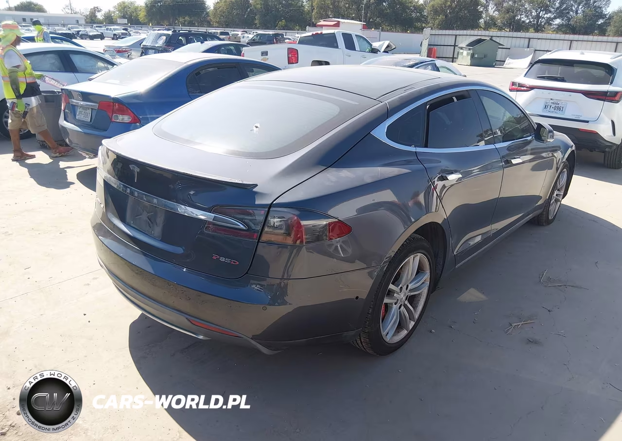 2015 Tesla Model S 70D-85D-P85D VIN:5YJSA1H24FFP76210 - 4