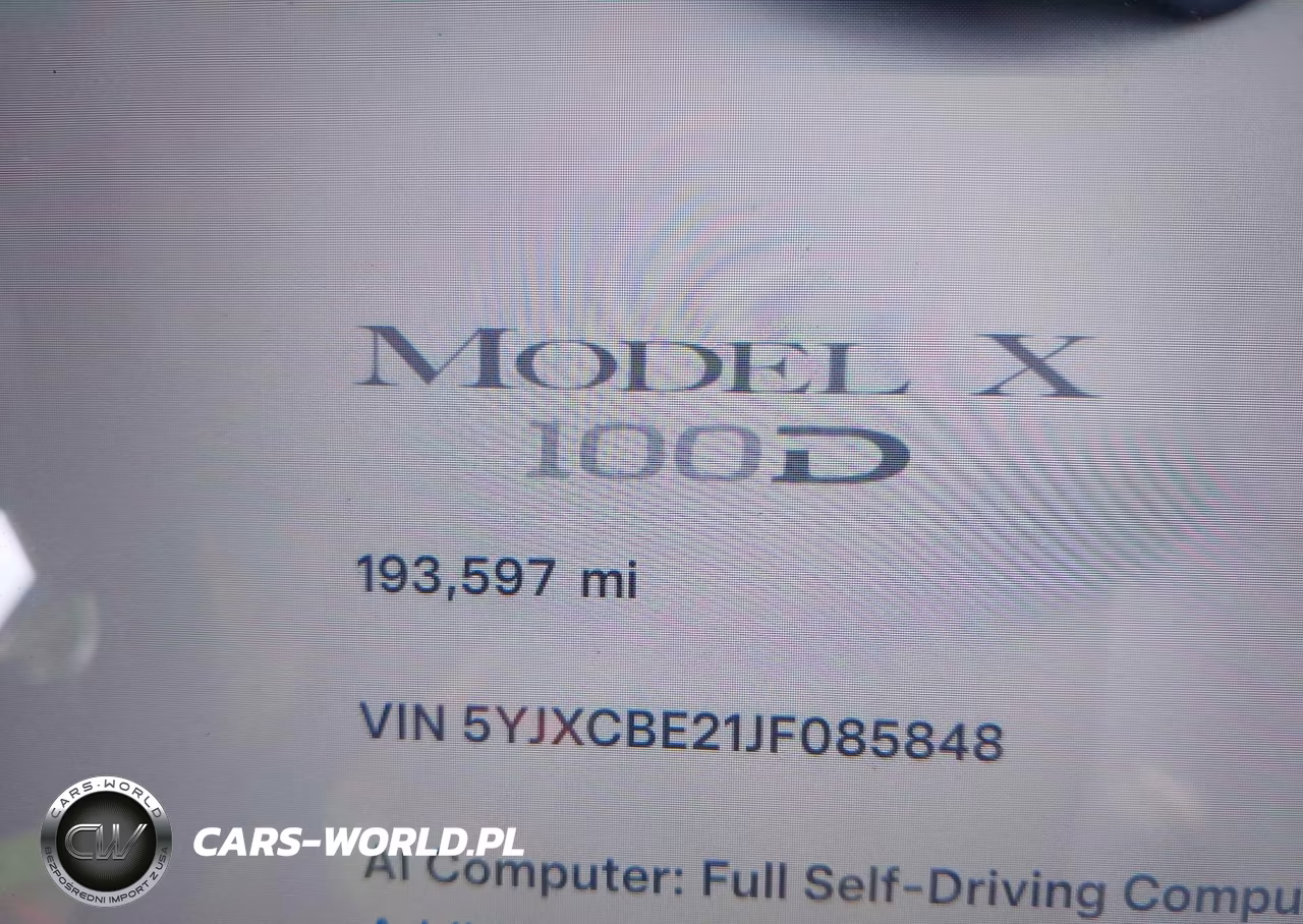 2018 Tesla Model X VIN:5YJXCBE21JF085848 - 15