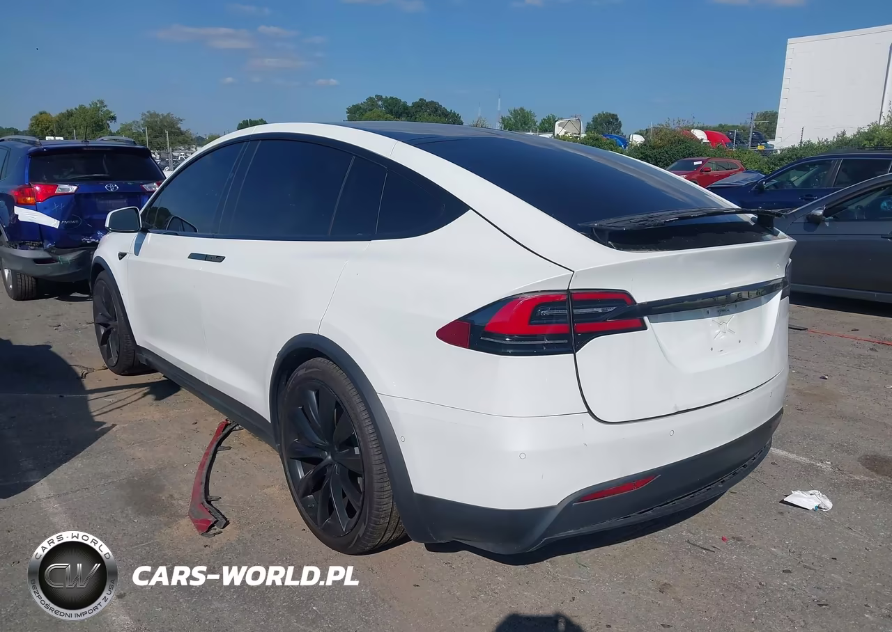 2018 Tesla Model X VIN:5YJXCBE21JF085848 - 3