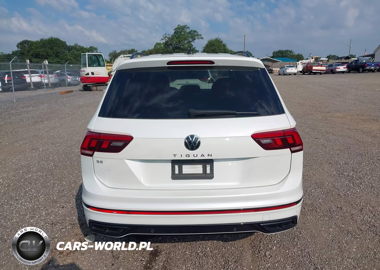 2022 Volkswagen Tiguan 2.0T Se R-Line Black VIN:3VVCB7AX7NM109072 - 16