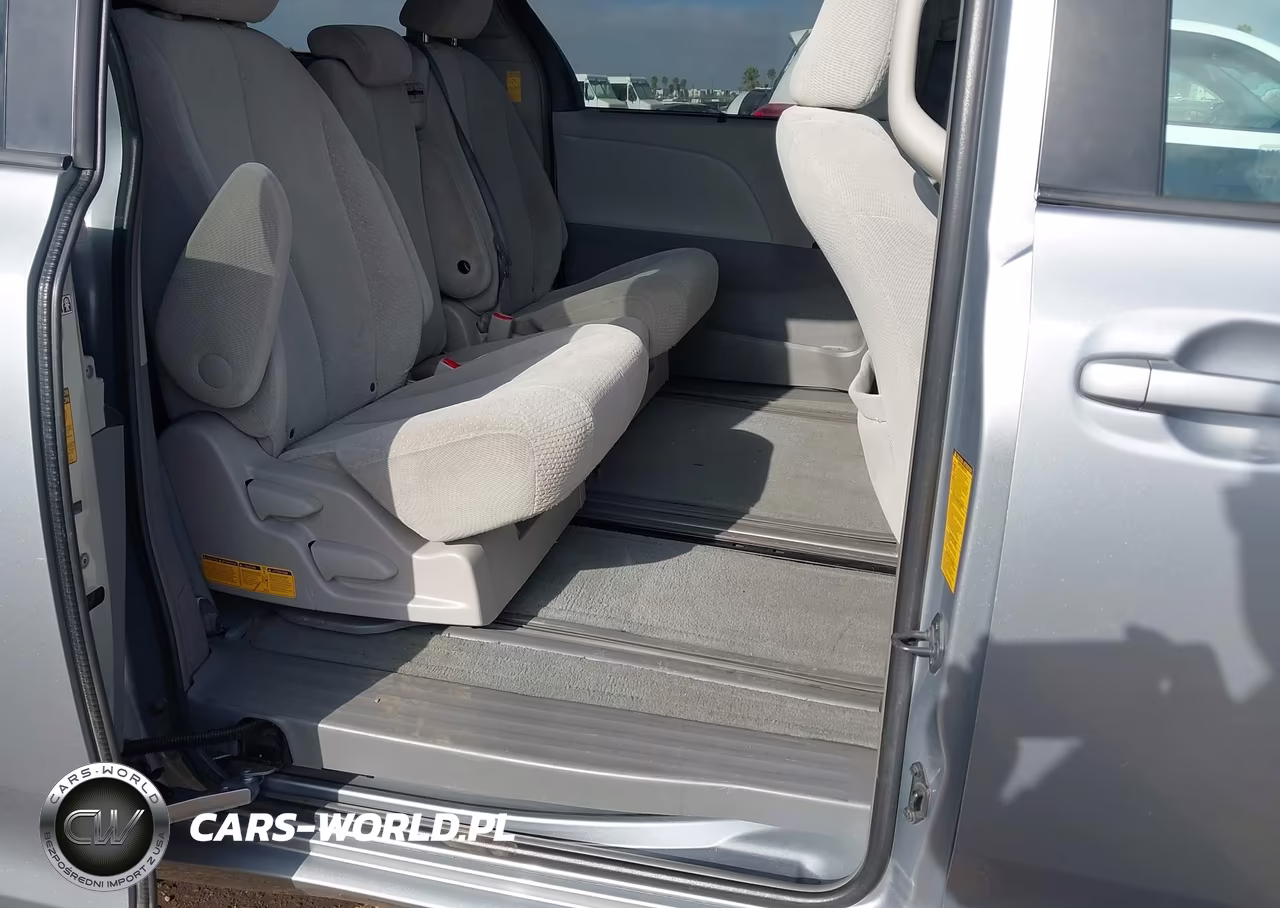 2014 Toyota Sienna Le V6 8 Passenger VIN:5TDKK3DC9ES511705 - 8