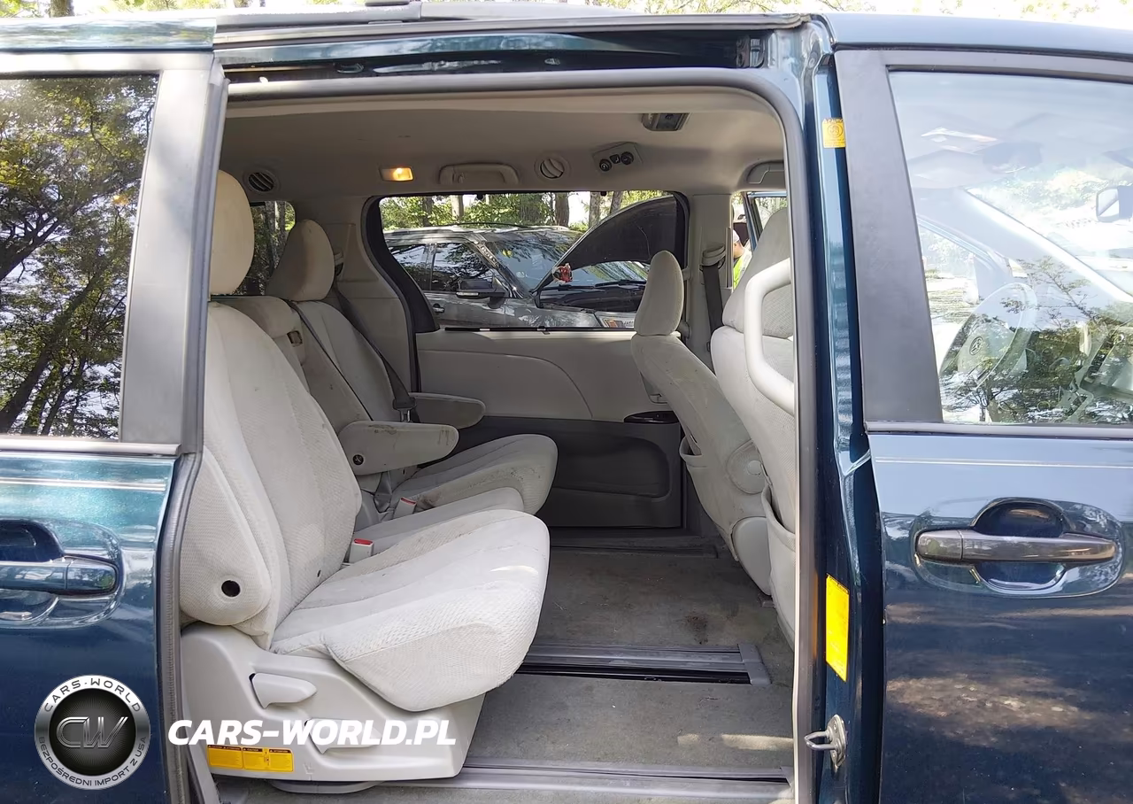 2011 Toyota Sienna Le V6 VIN:5TDKK3DC6BS162725 - 8