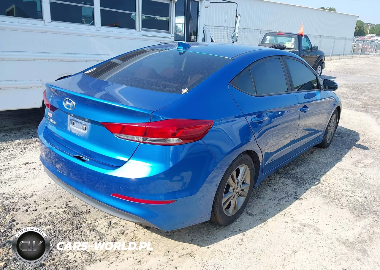 2017 Hyundai Elantra Se VIN:5NPD84LF7HH150302 - 4