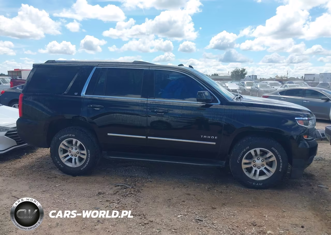 2019 Chevrolet Tahoe Lt VIN:1GNSCBKC6KR332260 - 13