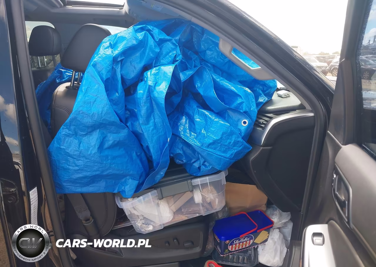 2019 Chevrolet Tahoe Lt VIN:1GNSCBKC6KR332260 - 5