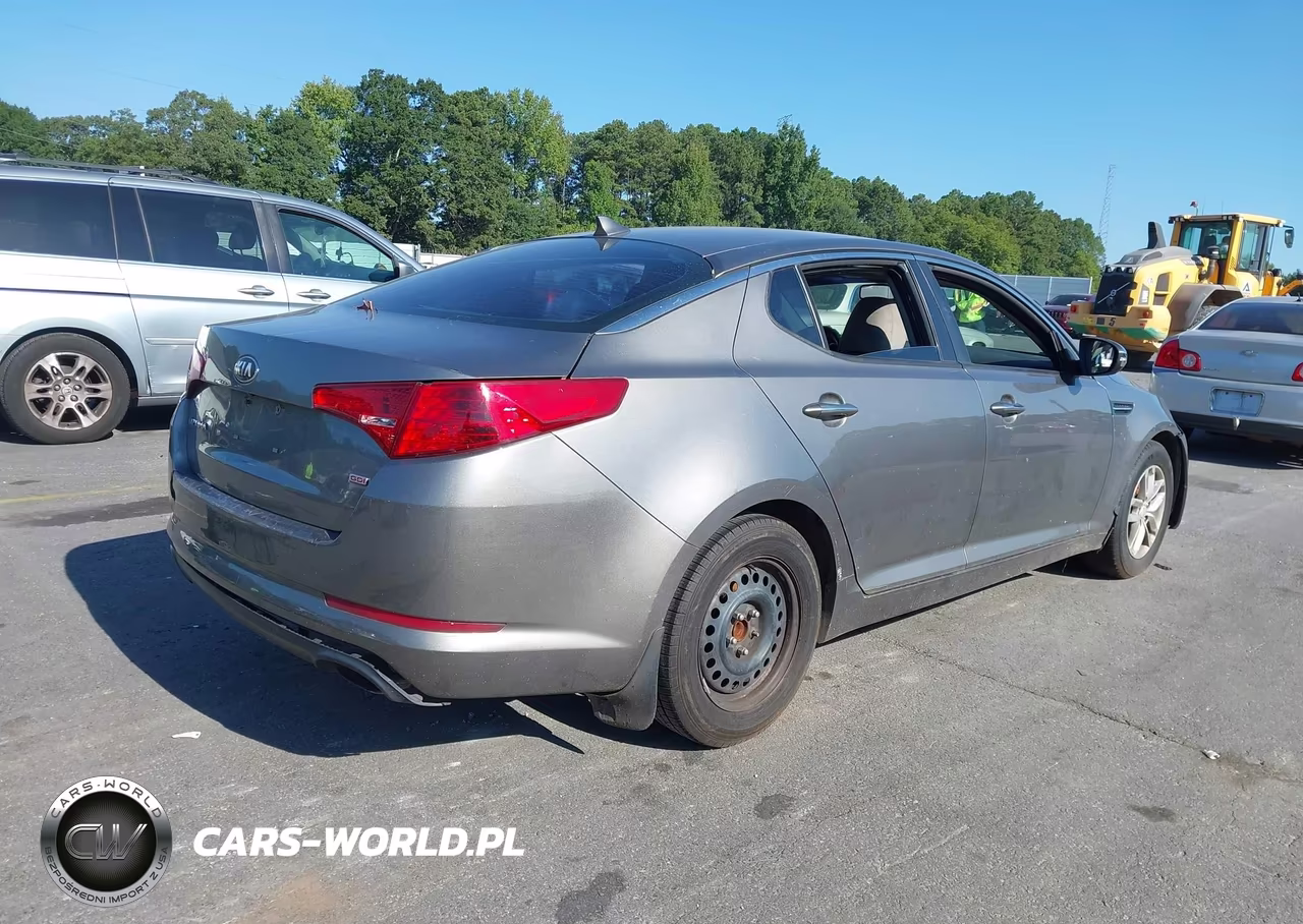 2013 Kia Optima Lx VIN:5XXGM4A72DG167728 - 4