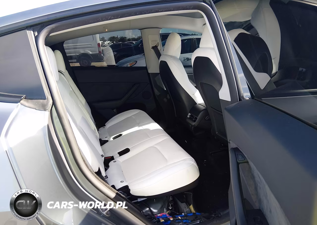 2025 Tesla Model Y Long Range Dual Motor All-Wheel Drive VIN:7SAYGDEE5SA361304 - 8