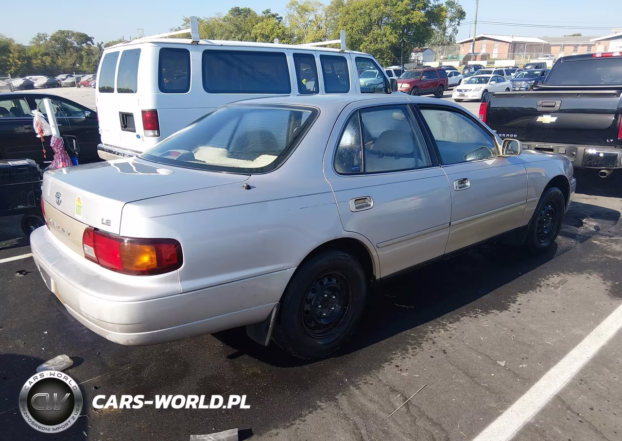 1996 Toyota Camry Dx-Le-Xle VIN:4T1BG12K5TU774259 - 4