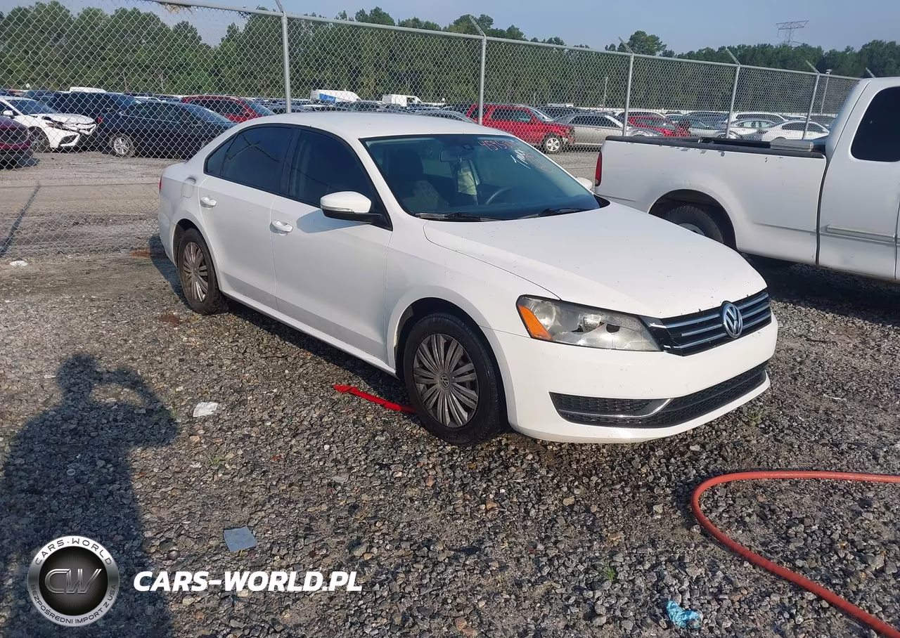 2015 Volkswagen Passat 1.8T S VIN:1VWAS7A33FC071729 - 1