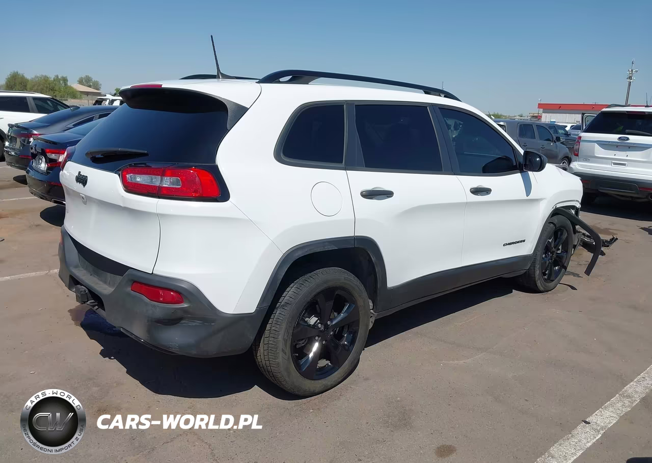 2016 Jeep Cherokee Altitude VIN:1C4PJLAB1GW315314 - 4