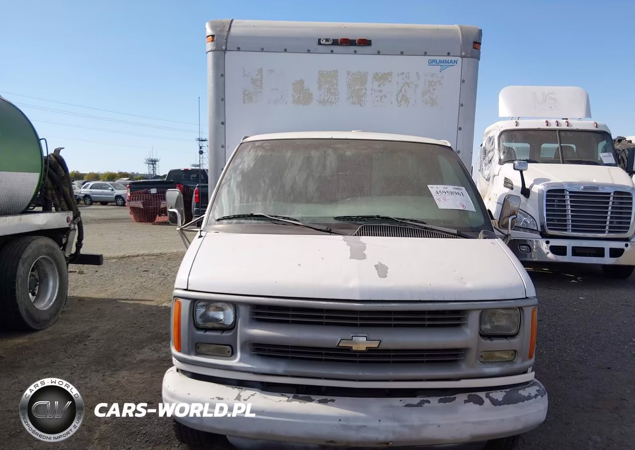 1996 Chevrolet G30 VIN:1GBJG31R3T1042440 - 11