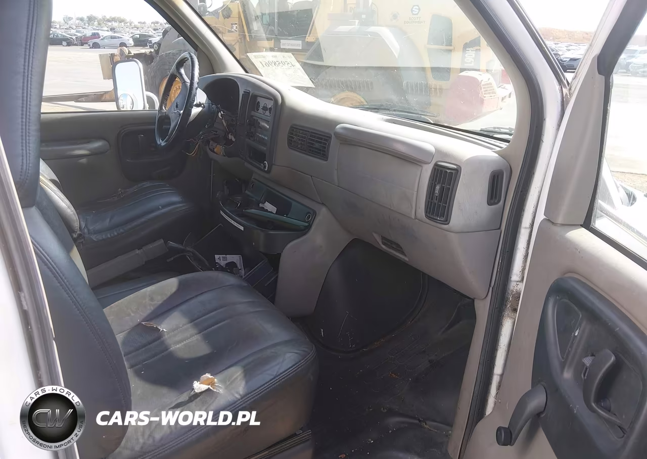 1996 Chevrolet G30 VIN:1GBJG31R3T1042440 - 5