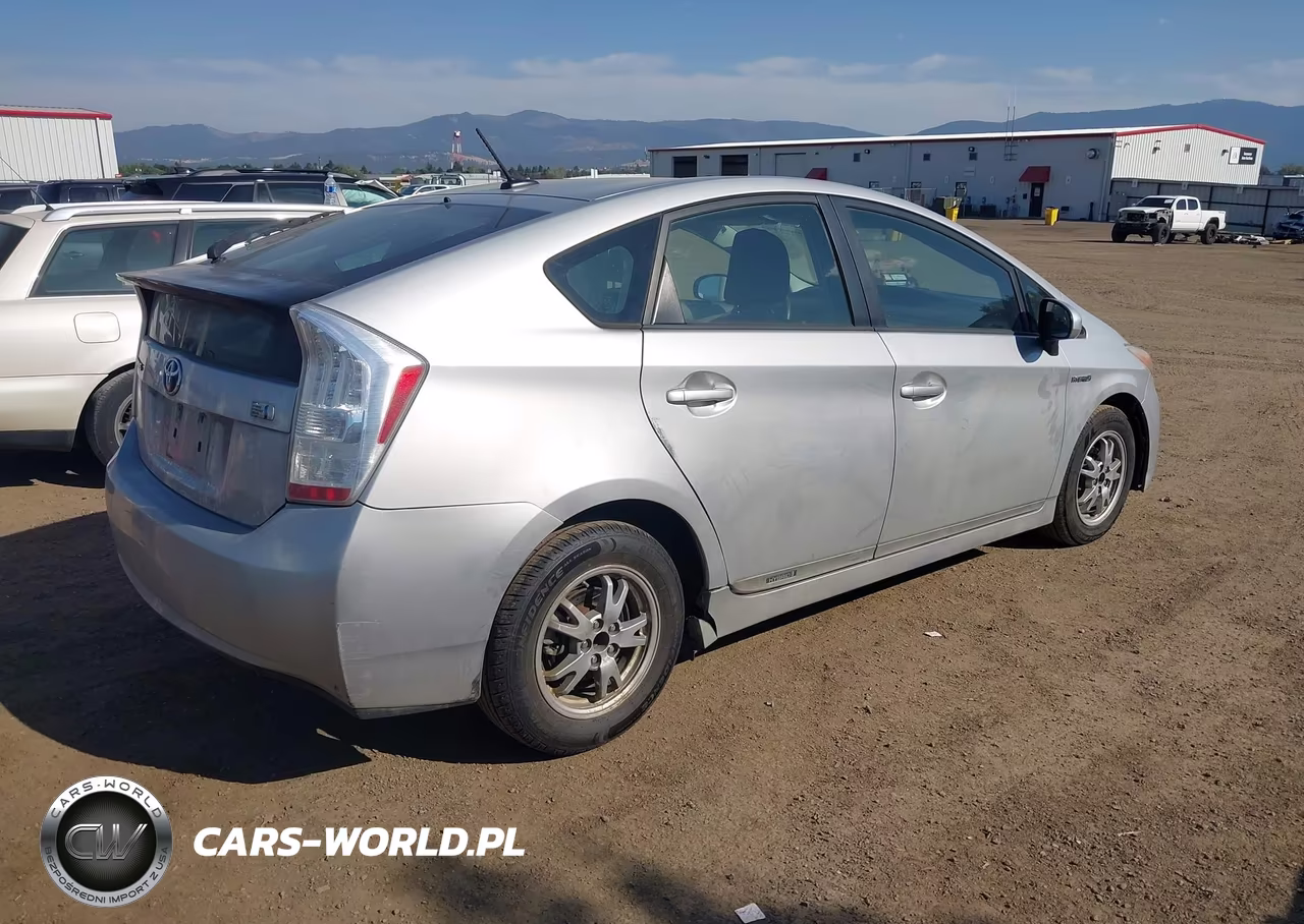 2010 Toyota Prius Ii VIN:JTDKN3DU0A0219681 - 4