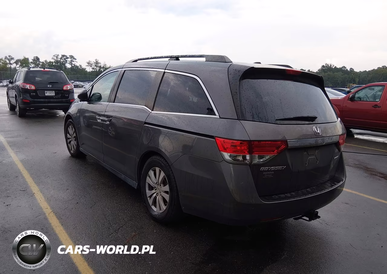 2016 Honda Odyssey Se VIN:5FNRL5H36GB135604 - 3