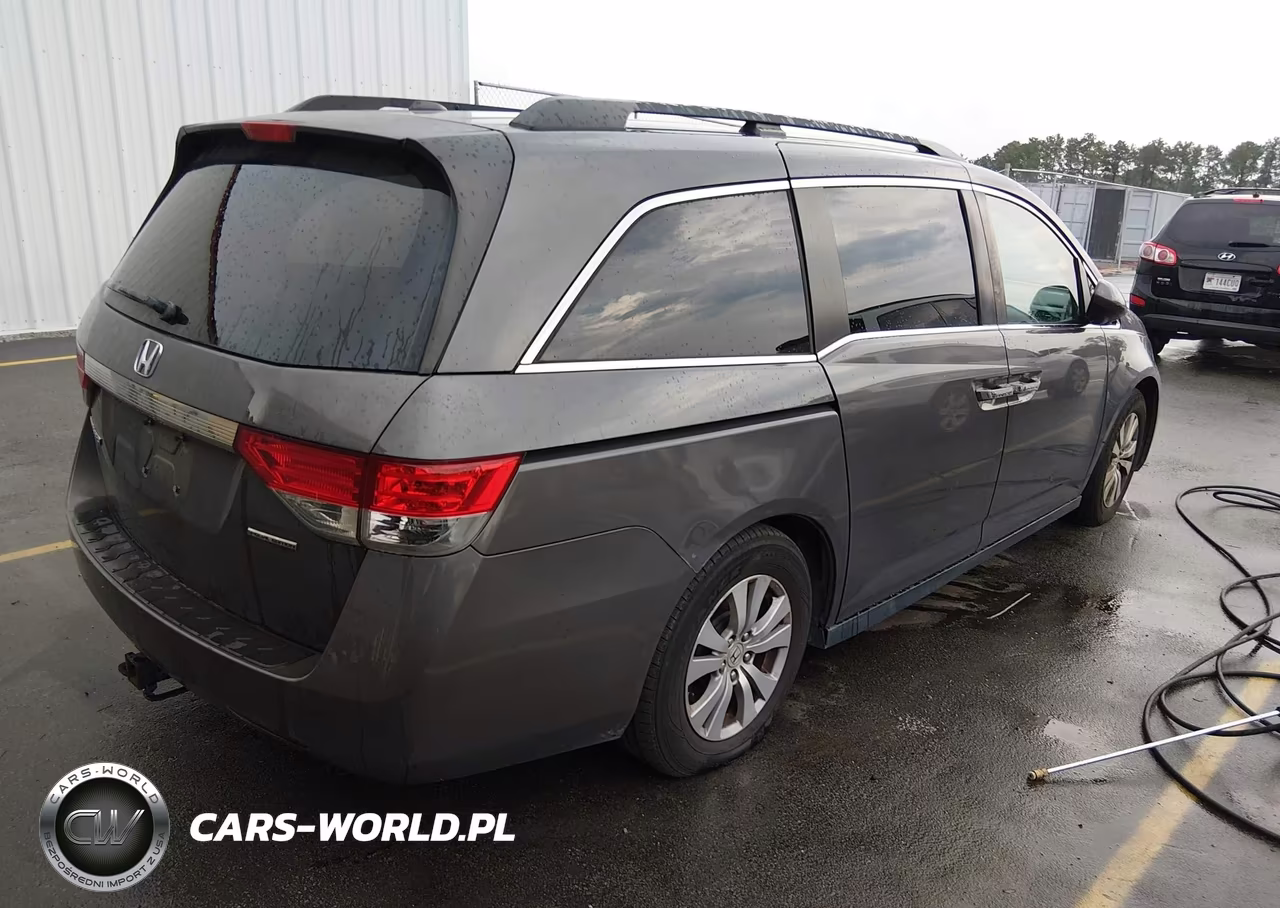2016 Honda Odyssey Se VIN:5FNRL5H36GB135604 - 4