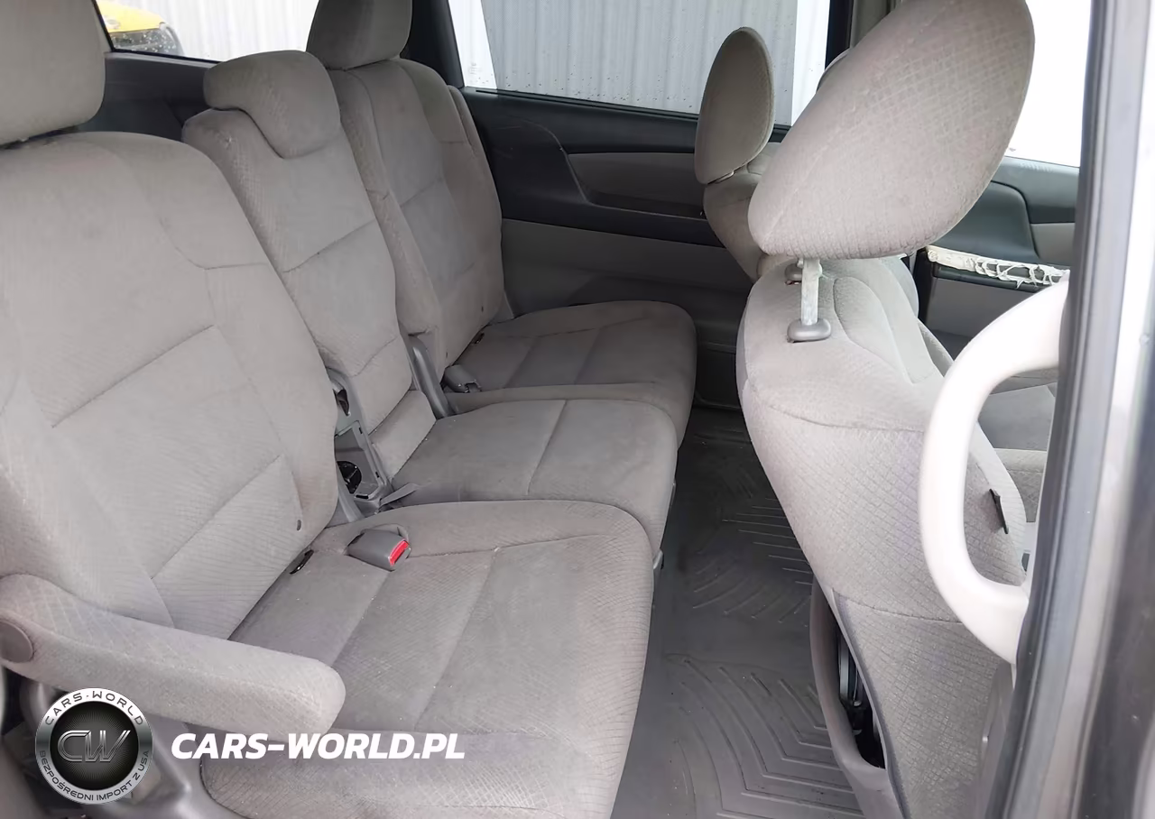 2016 Honda Odyssey Se VIN:5FNRL5H36GB135604 - 8