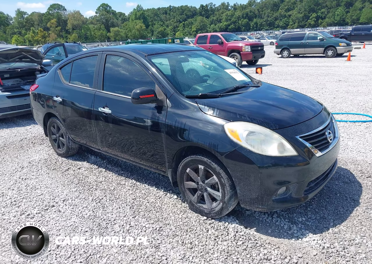 2013 Nissan Versa 1.6 Sl