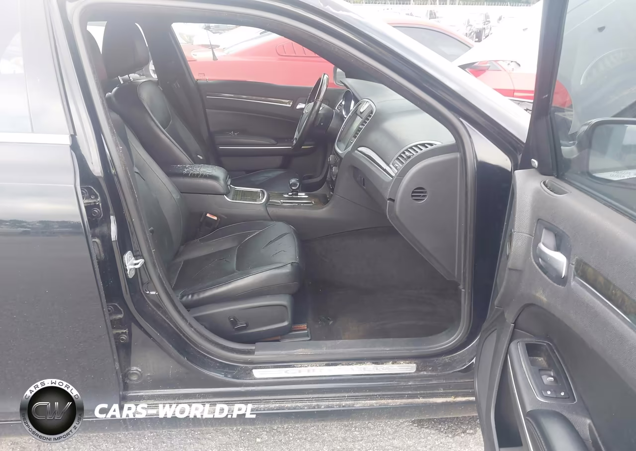 2012 Chrysler 300 Limited VIN:2C3CCACG2CH206041 - 5